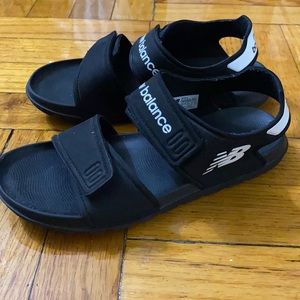 Kids New balance sandals